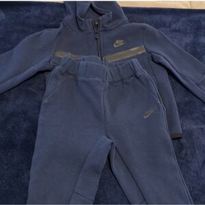 Nike Kids Navy set